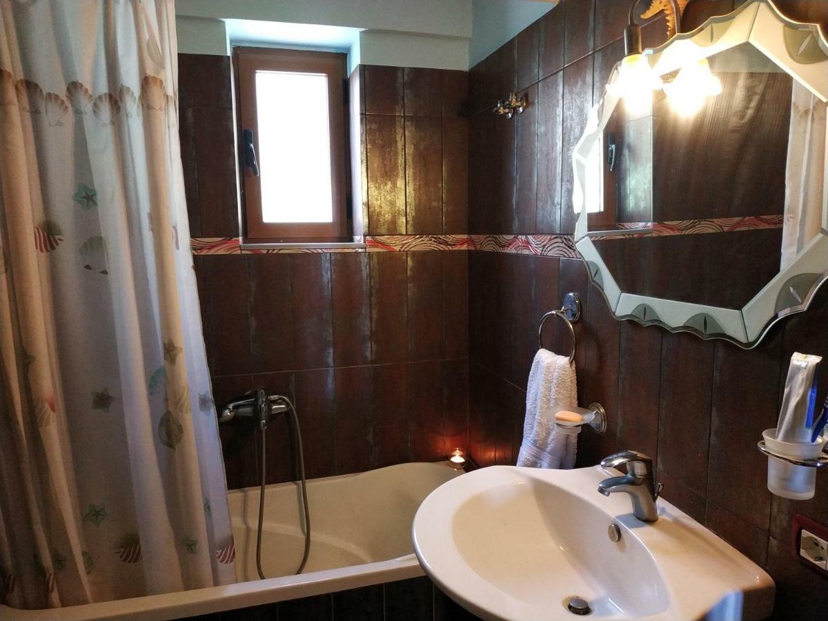 Q Bay Apartments 科帕罗 外观 照片